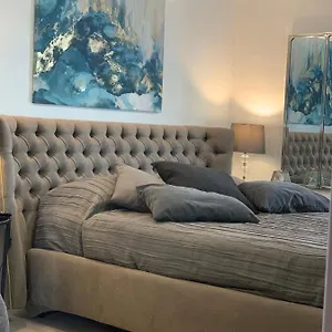 https://luxury-appartament-j-suite-restaurato-nel-2018.hotelslidodijesolo.com